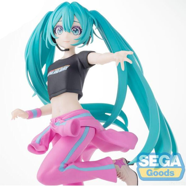 Sega Vocaloid Desktop x Decorate Collections Hatsune Miku Berry Costume Version Figure